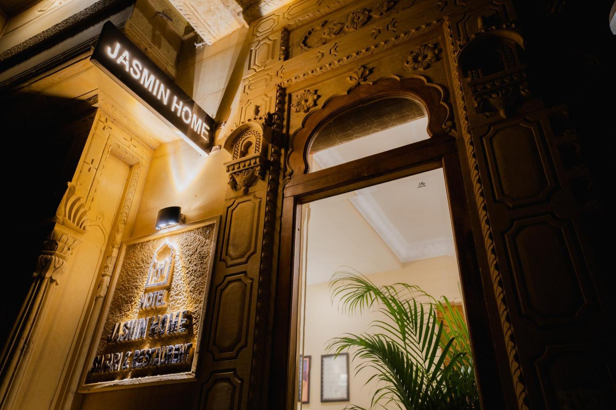 Hotel Jasmin Home Dzsaiszalmer Kültér fotó
