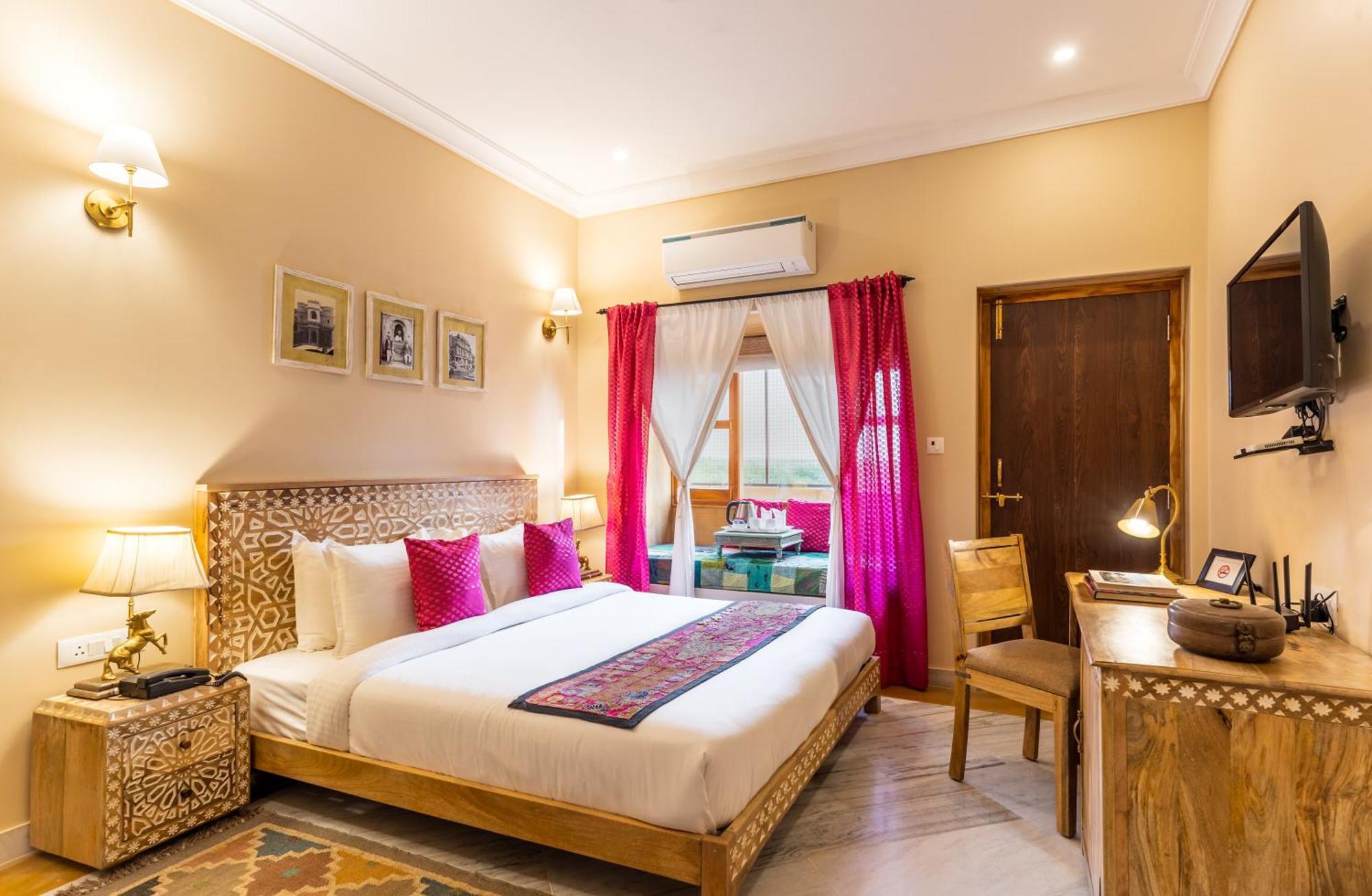 Hotel Jasmin Home Dzsaiszalmer Kültér fotó